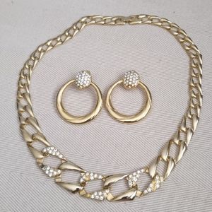 Necklace & Earrings set